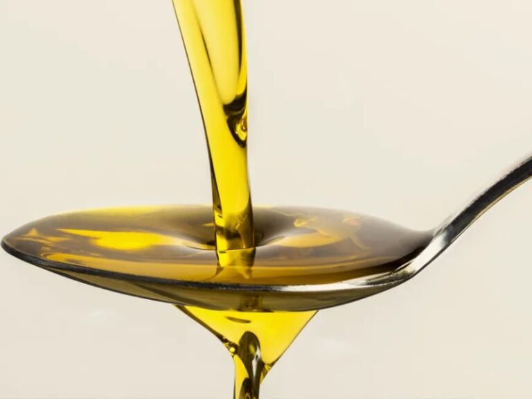 Can You Substitute Canola Oil for Vegetable Oil