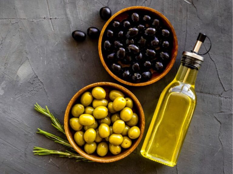 Can You Use Olive Oil Instead of Vegetable Oil