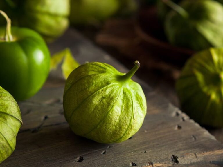 How To Freeze Tomatillos